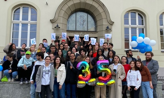 UZ wita studentów zagranicznych i świętuje 35 urodziny Erasmusa+